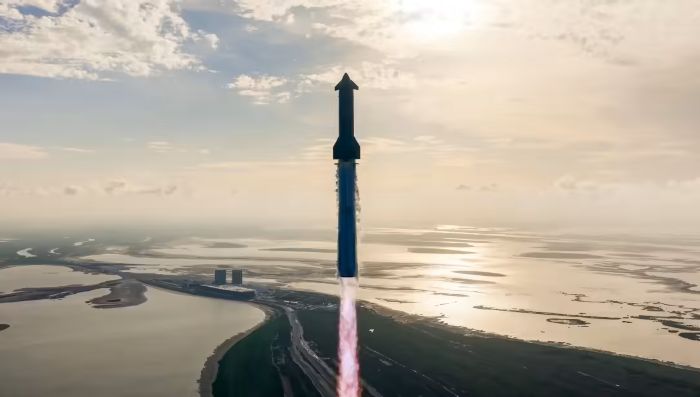 马斯克：SpaceX 星舰 V3 版将在六周后发射